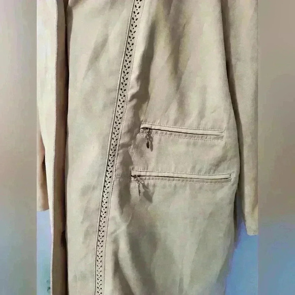 FEN NELLI Limited edition  camel lightweight faux suede jacket. Size 13/14 - Picture 10 of 16